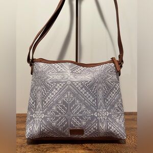 The Sak Hasley gray and ivory geometric cross body bag purse vegan